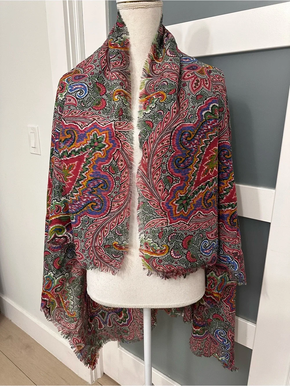 Vtg Patrick Frey Paris Paisley Wool Silk Scarf Shawl Tablecloth 49”x49” Luxe Art